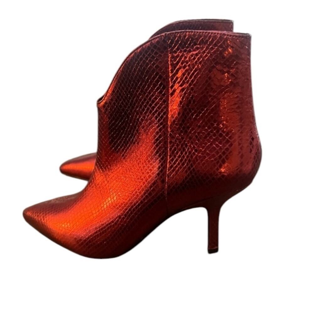 Nwot Marc Fisher Haylian Pointy Toe Bootie Red Sn… - image 3